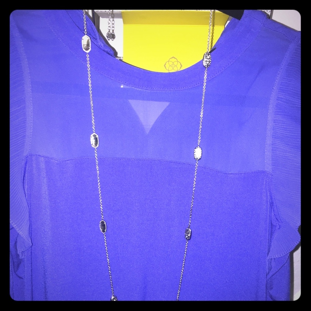 Kendra Scott necklace